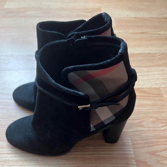 NIB Burberry HOUSE CHECK AND SUEDE ANKLE BOOTS 38 - Picture 3 of 16